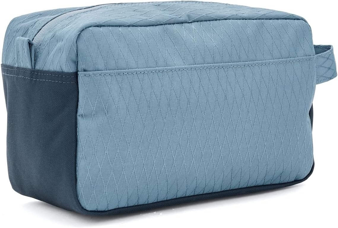 image:imageHerschel Supply Co Chapter Travel KitBlue Mirage DiamondSea Storm
