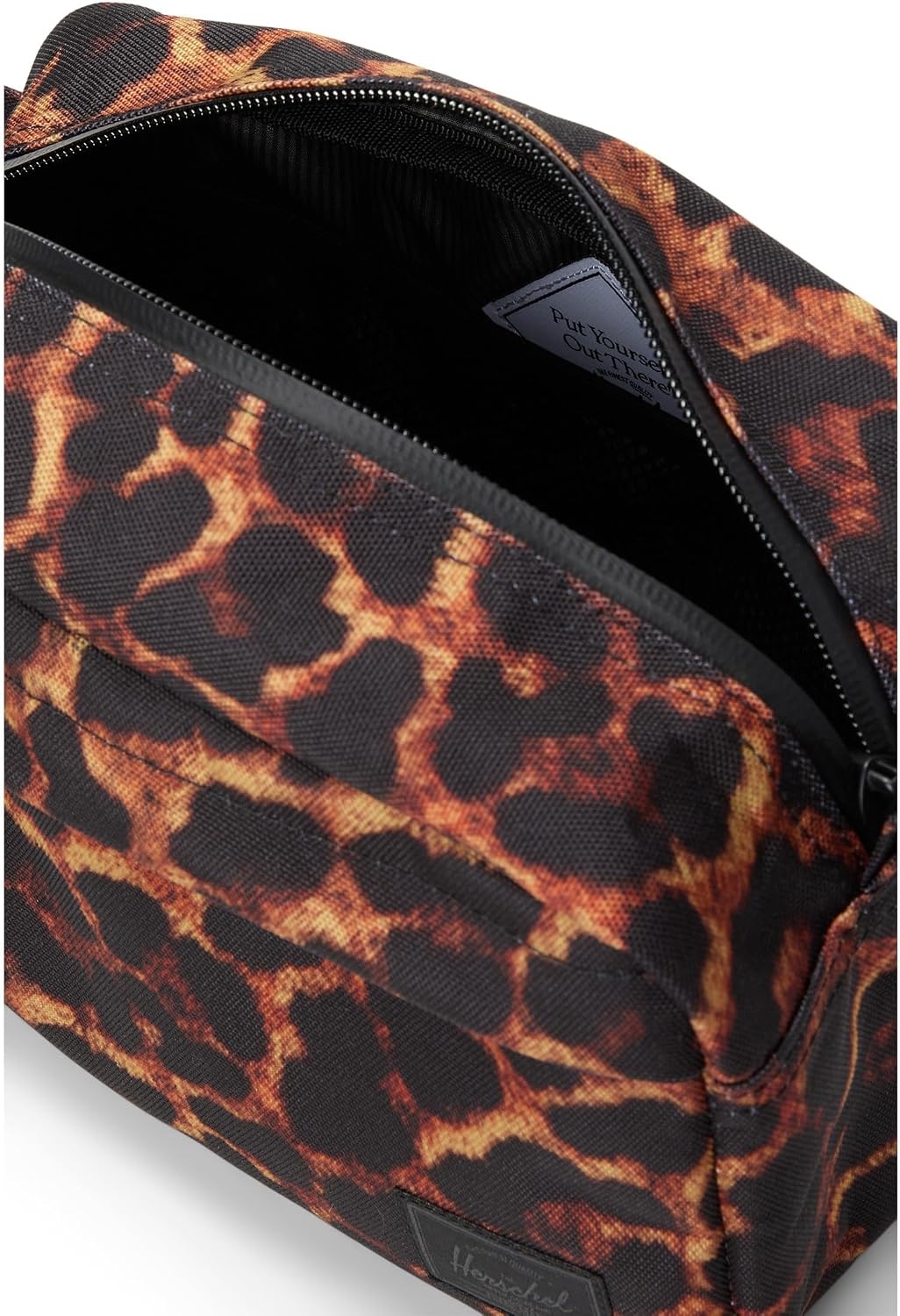 image:imageHerschel Supply Co Chapter Travel KitDigi Leopard