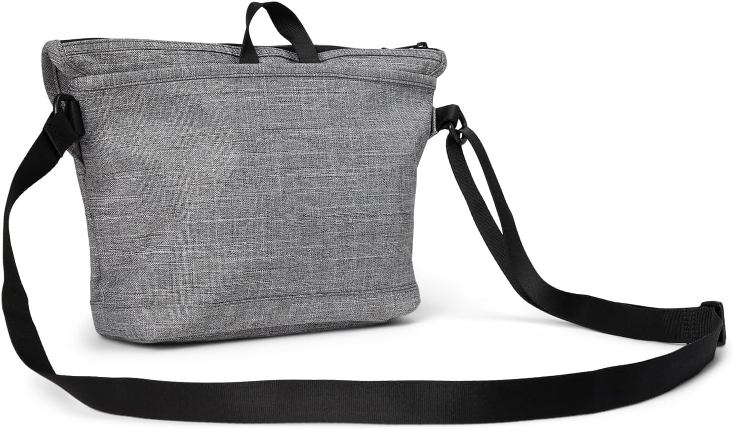 image:imageHerschel Supply Co Cove MessengerRaven Crosshatch