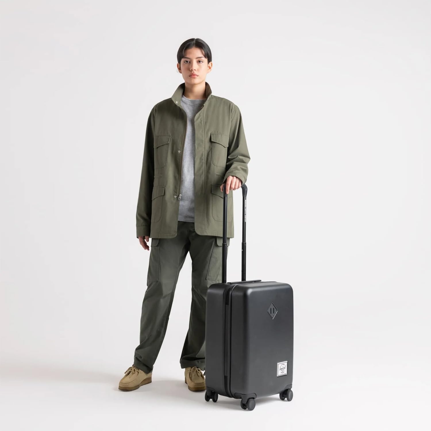 image:imageHerschel Supply Co Unisex Heritage Hardshell Luggage Ivy Green Medium 27 inchBlack Gradient