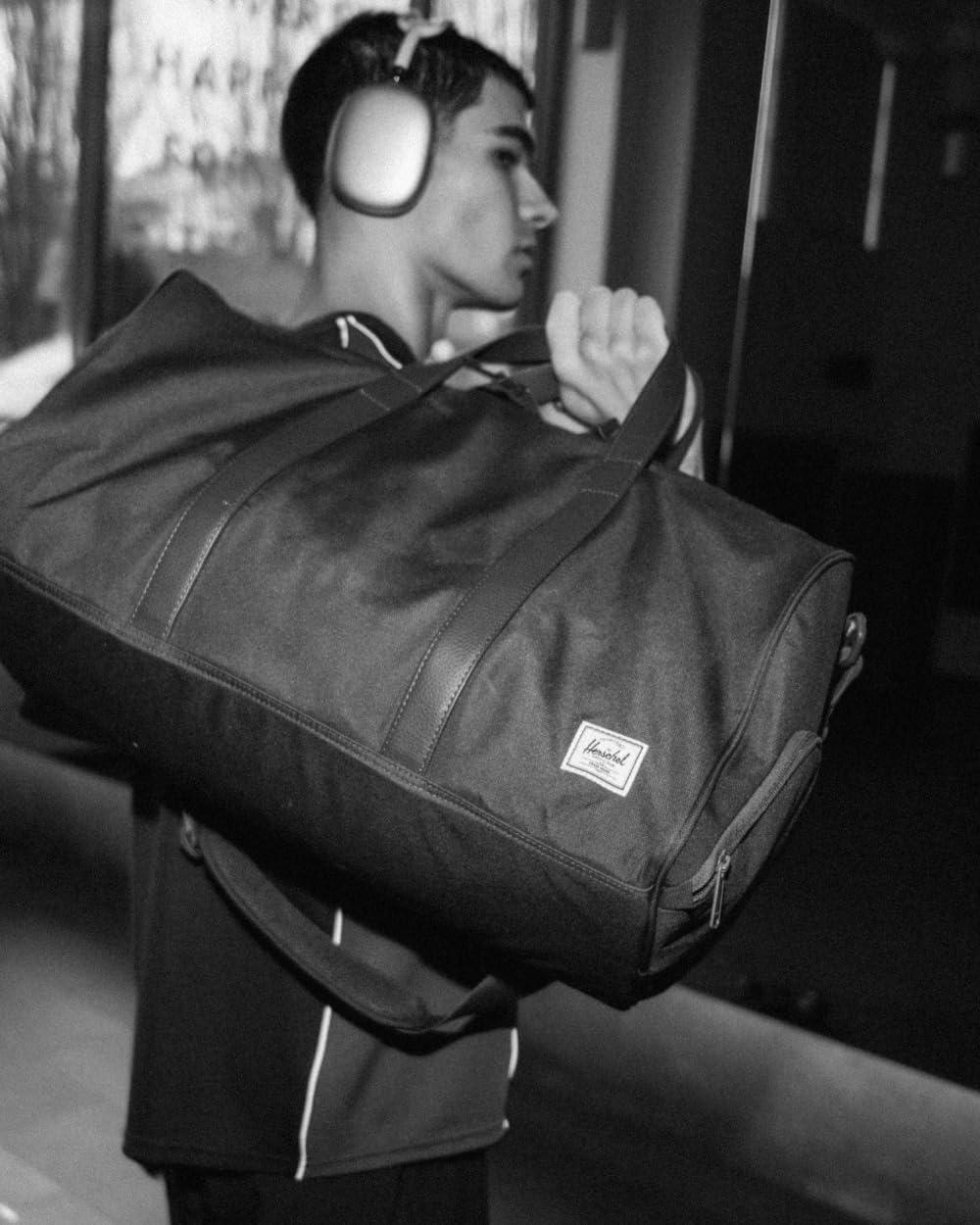 image:imageHerschel Unisex Novel DuffleIvy Green