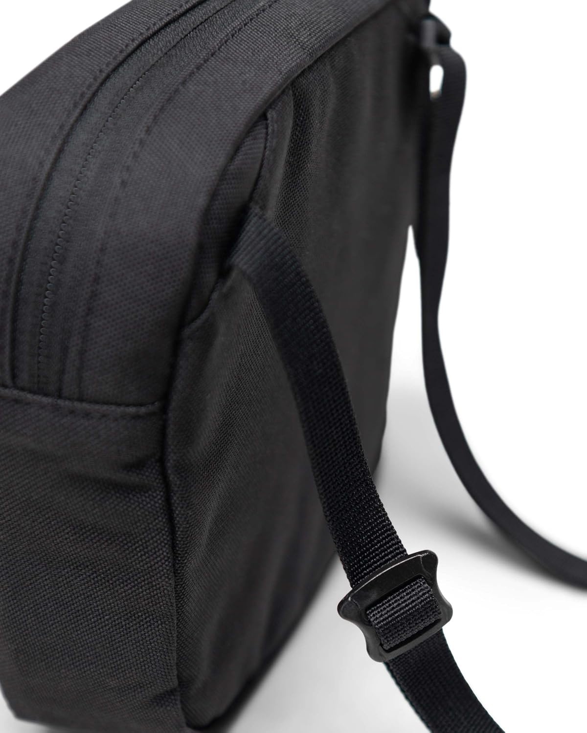image:imageHerschel Classic CrossbodyAsh Rose
