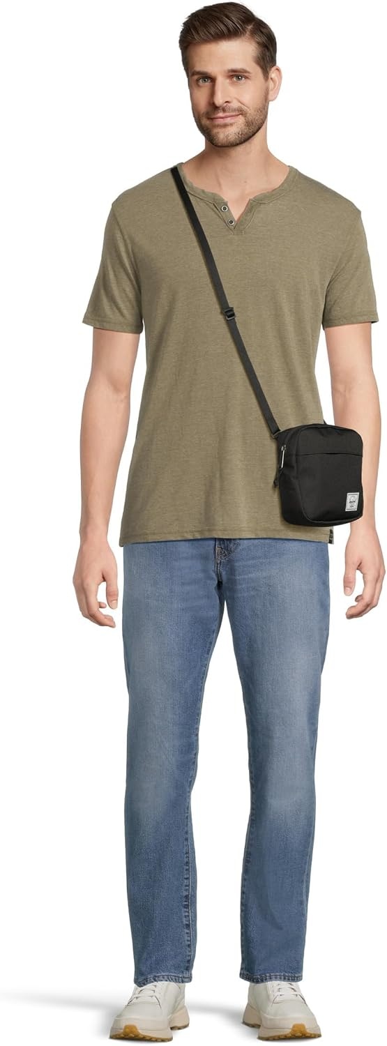 image:imageHerschel Classic CrossbodyBlack New