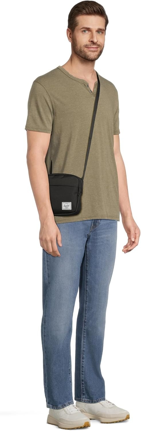 image:imageHerschel Classic CrossbodyBlack New