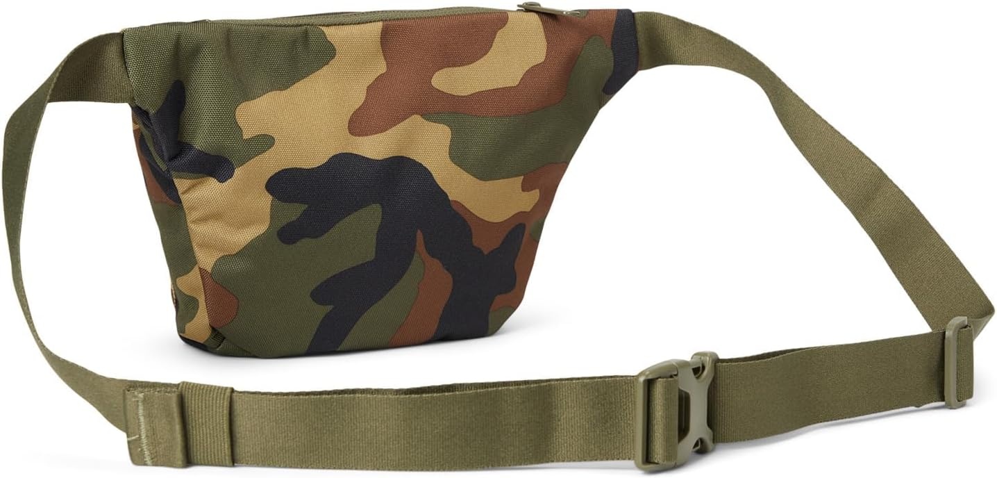 image:imageHerschel Pop Quiz Hip PackWoodland Camo