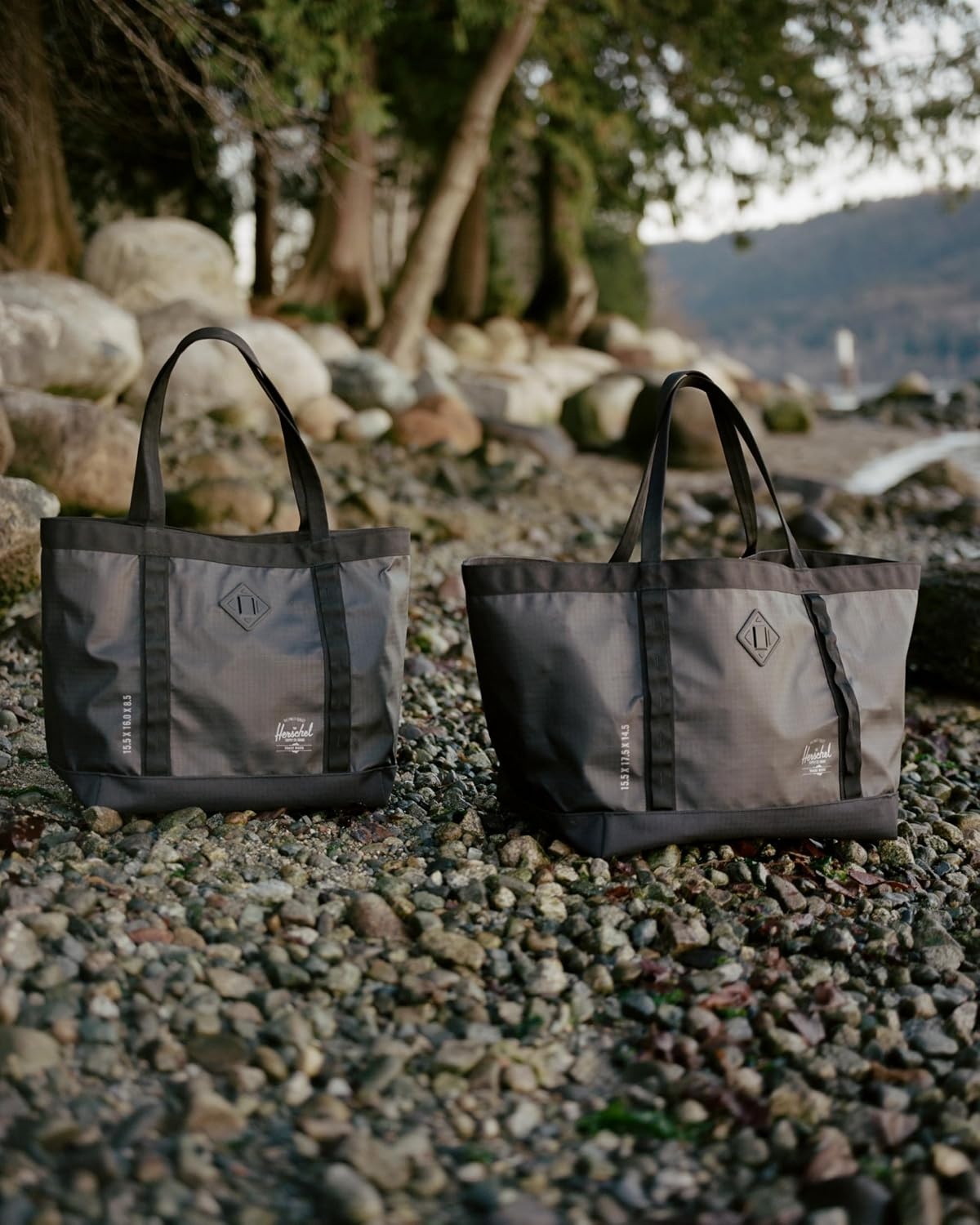image:imageHerschel Unisex All Season Gear Tote Black Standard33L
