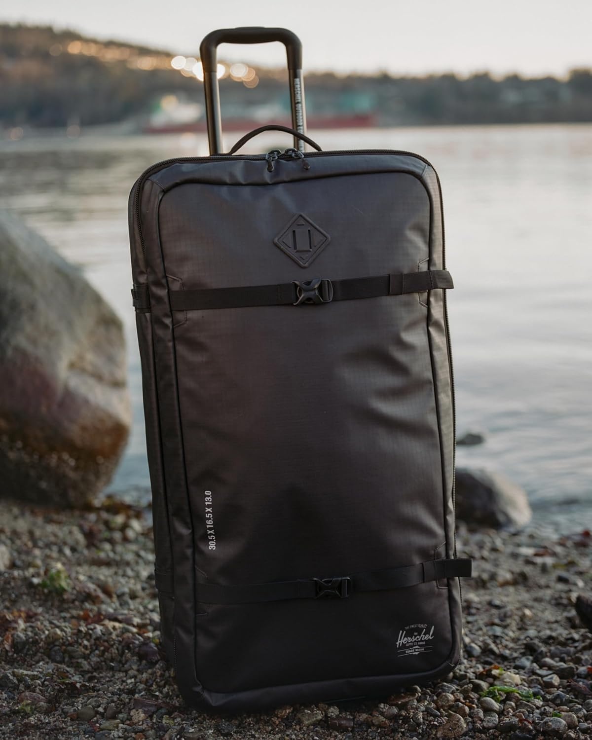 image:imageHerschel Unisex All Season Hybrid Roller Bag Large Black Large96L