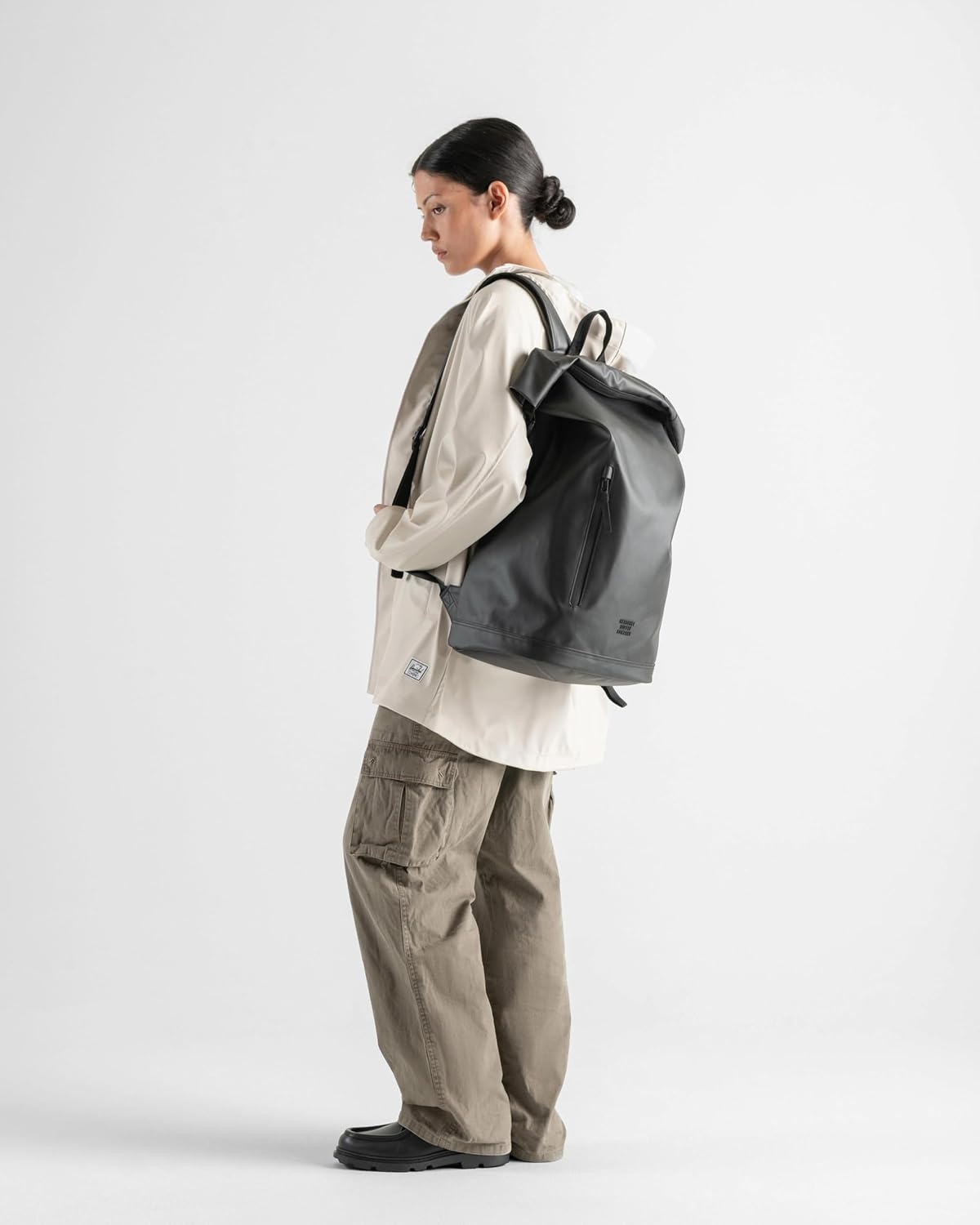 image:imageHerschel Unisex Roll Top Backpack Moonbeam Standard26LBlack