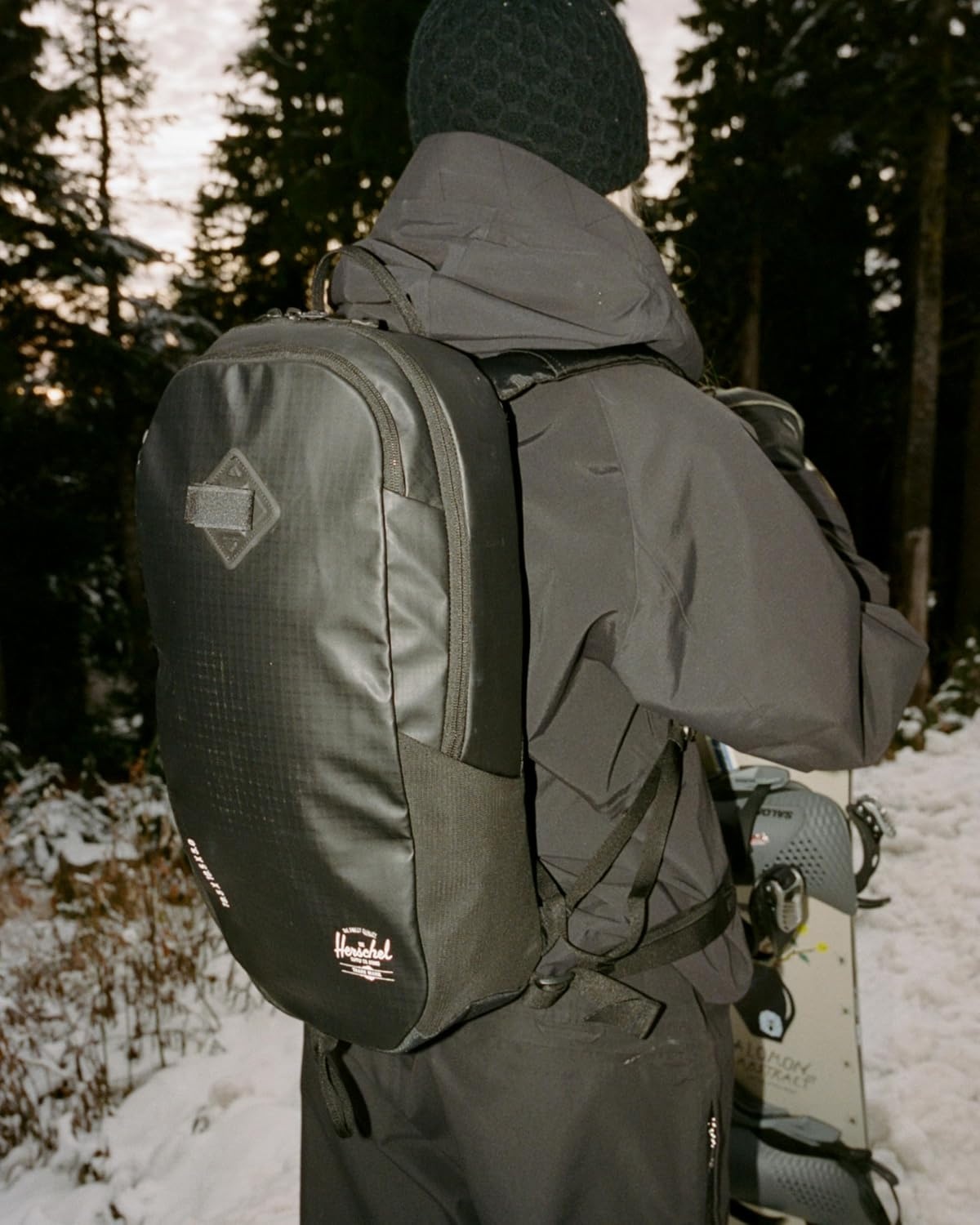 image:imageHerschel Unisex All Season Backpack Ash Rose EQ Camo Large29LPineneedle Eq Camo